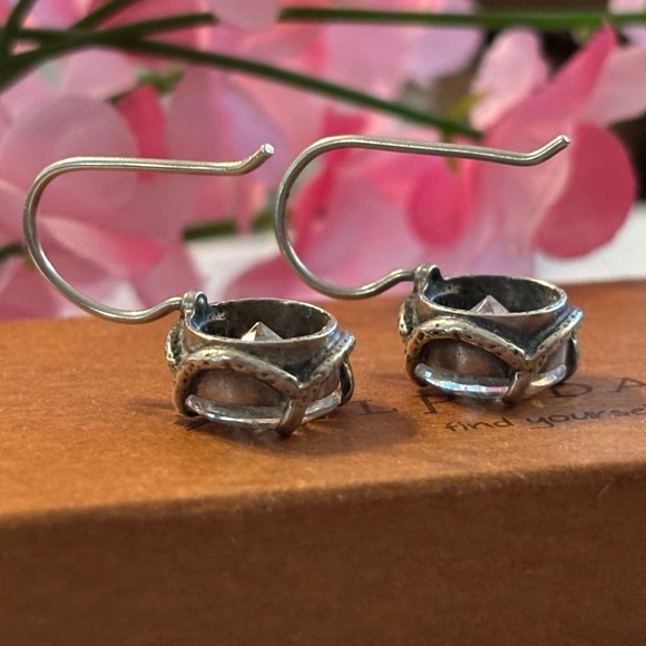 Silpada Sterling Silver ‘Center Stage’ Cubic Zirconia Earrings W1863 - Picture 10 of 14